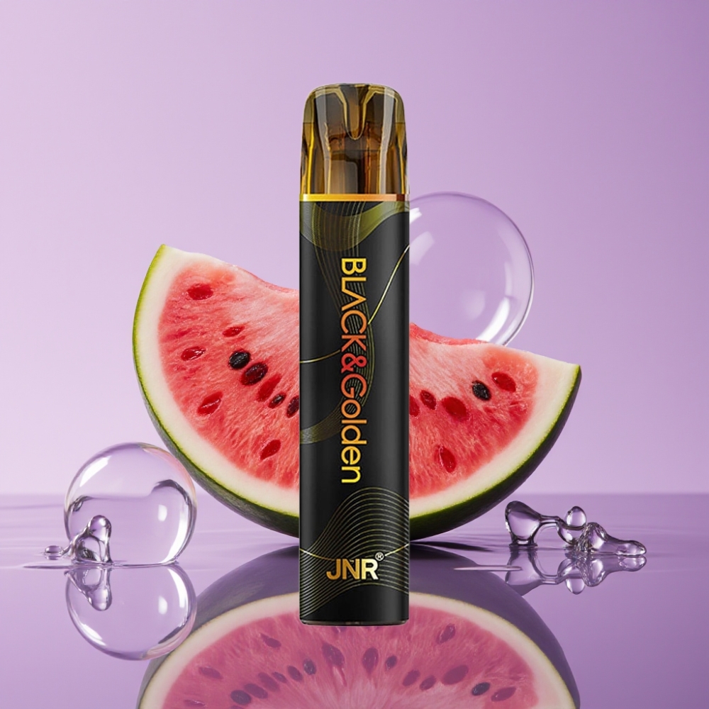 JNR BlackGolden 600+200 Puffs Vape Disposable - 800 نفخة، 550mAh، 2مل، بنكهة علكة البطيخ